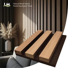 Natuurlijk houtfineer Houtnerf Akoestische wandpanelen Eco Niet-giftig Geluidabsorberend decoratief paneel voor binnen, thuis, commercieel kantoor, winkelcentrumdecoratie